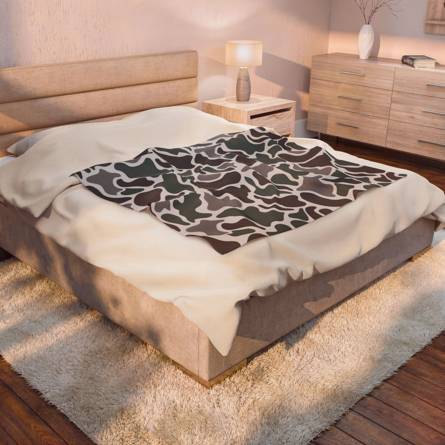 Camo Pattern Velveteen Plush Blanket